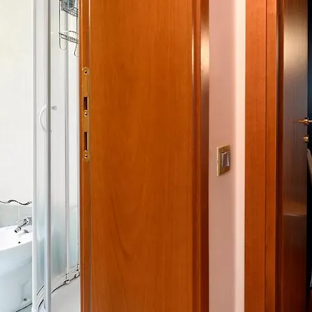 Casanova Fourrooms 3*