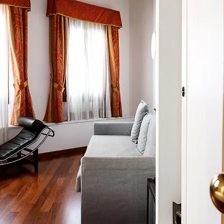 Casanova Fourrooms Affittacamere